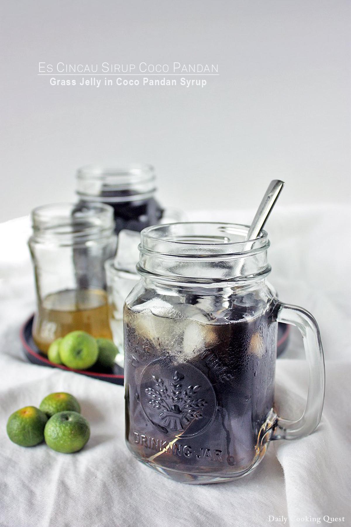 Es Cincau Sirup Coco Pandan - Grass Jelly in Coco Pandan Syrup