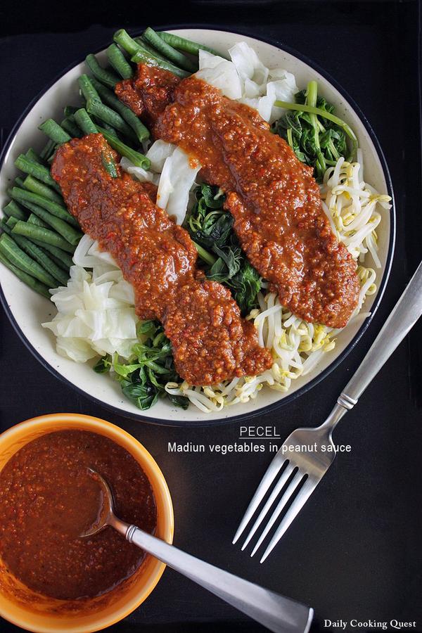 Pecel - Madiun Vegetables in Peanut Sauce