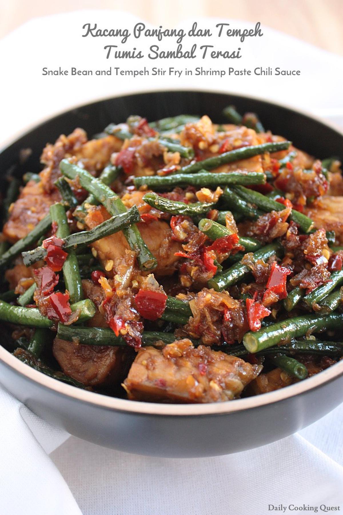 Kacang Panjang dan Tempeh Tumis Sambal Terasi - Snake Bean and Tempeh Stir Fry in Shrimp Paste Chili Sauce