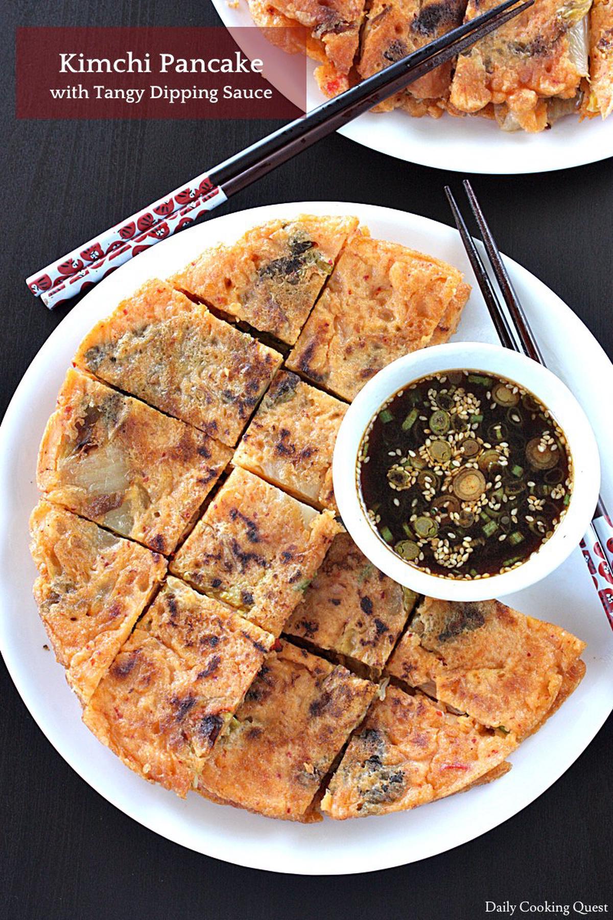 Kimchi Pancake dengan Saus Celup Tangy