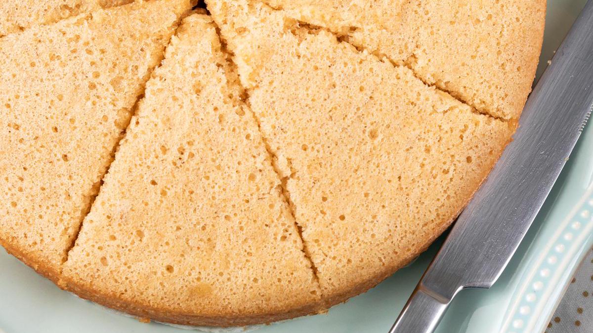 Taiwanese Honey Castella Sponge Cake (Fail-proof) - Tiffy Cooks